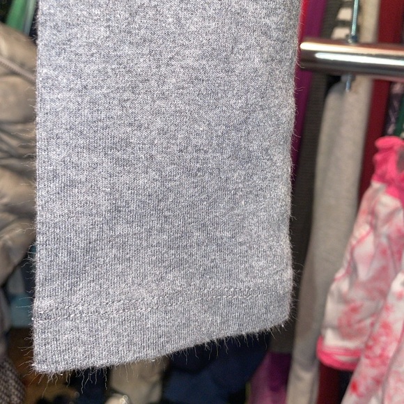 Tommy Hilfiger Grey long sleeve shirt tshirt very soft like new color beads sz S - Picture 7 of 8